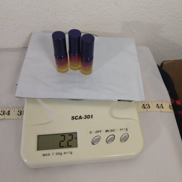 L'OCCITANE Immortelle Overnight Reset Oil in Serum Mini 5ML X 3 NEW - Picture 4 of 4